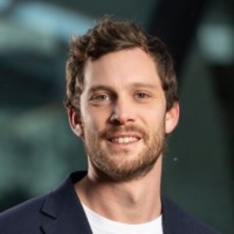 Dr. Lukas Bromig